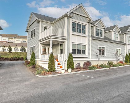 16 Kettle Point Avenue, Providence