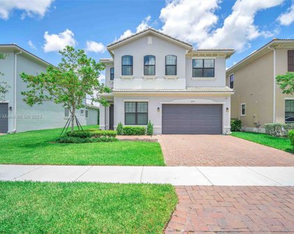 8775 Nw 37th Dr, Coral Springs