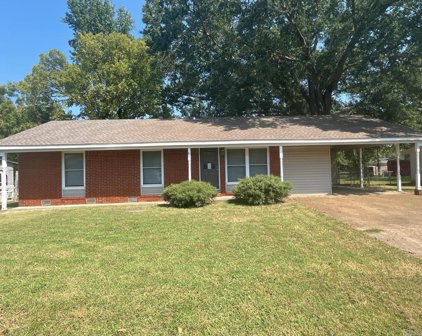 803 S Louisville, Russellville