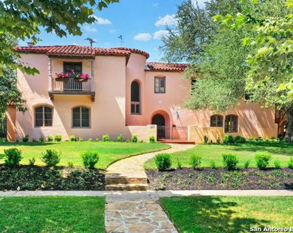 127 E Lynwood Ave, San Antonio
