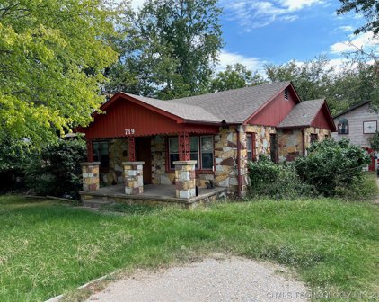 719 E Wynnewood, Sulphur