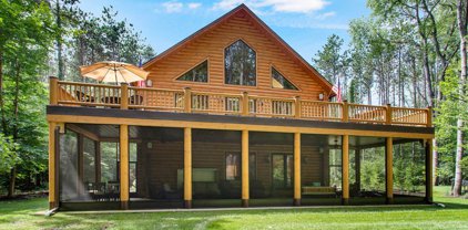 6487 113th Avenue, Fennville