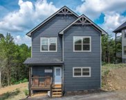 2043 Eagle Feather Drive, Sevierville image