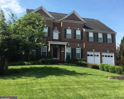 5783 Coachview Ct, Haymarket
