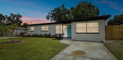 2912 W Saint John Street, Tampa