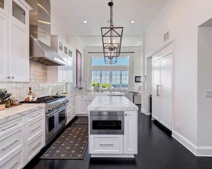12540 The Vista, Los Angeles
