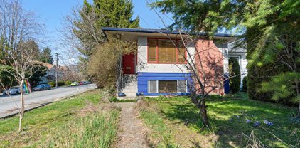 202 E 20th Street, North Vancouver