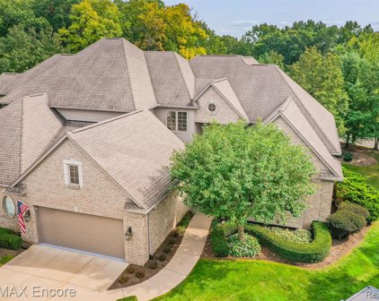6446 ENCLAVE, Independence Twp