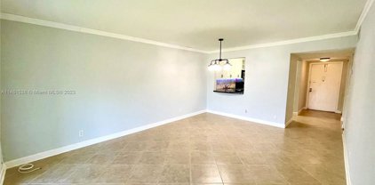 5100 Sw 90th Ave Unit #303, Cooper City