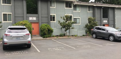 4727 W Lake Sammamish Parkway SE Unit #B202, Issaquah