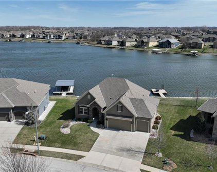 1421 Young Circle, Raymore