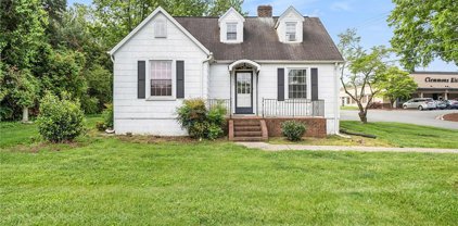 3605 Clemmons Road, Clemmons