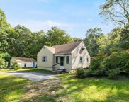 328 North Stonington Road, Stonington image