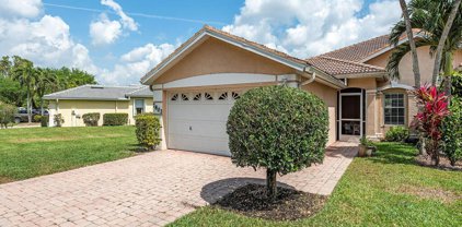 7803 Berkshire Pines  Drive, Naples