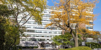 1616 Sheridan Road Unit #3G, Wilmette