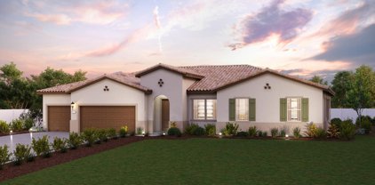 302 Amara LN, Hollister