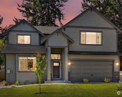 16426 8th Avenue E Unit #17, Spanaway