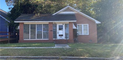 746 Saint James Avenue, Macon