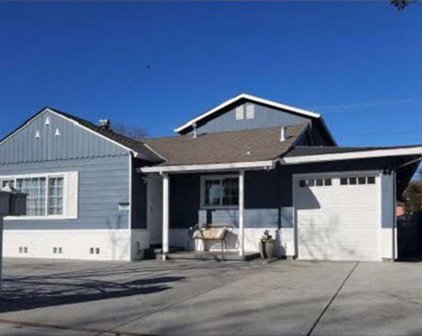 3507 Hoover ST, Redwood City