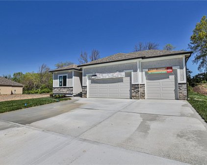 906 NW Crestwood Drive, Grain Valley
