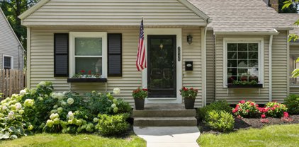 2046 Tenway Drive SE, East Grand Rapids