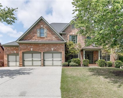 5527 Ashleigh Walk Drive, Suwanee