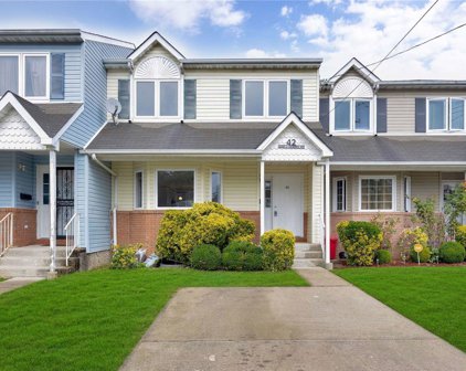 42 James L L Burrell Avenue, Hempstead