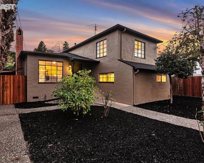 16 Garden Rd, Alameda