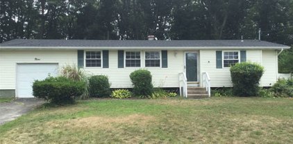 9 Game Court, E. Setauket