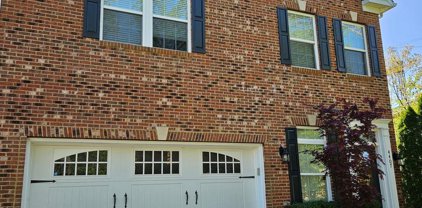 4407 Royal Commons Ct, Fairfax