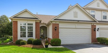 5 Tiverton Court, Algonquin