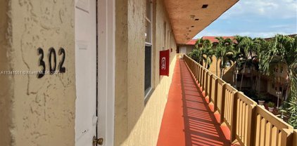 4655 Palm Ave Unit #302, Hialeah