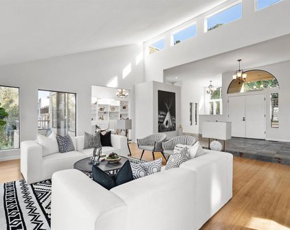 4384 Arcadia Dr, Mission Hills