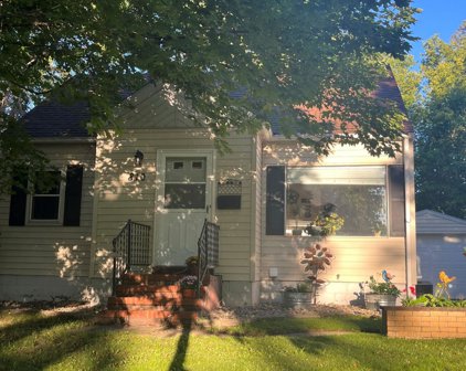 810 West Avenue, Detroit Lakes
