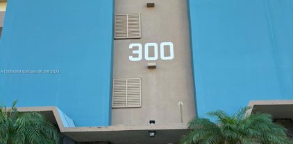 300 Ne 14th Ave Unit #505, Hallandale Beach