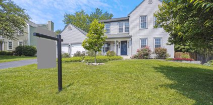 1011 Page Ct, Herndon