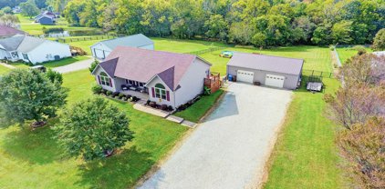 584 Settlers Point Dr, Taylorsville