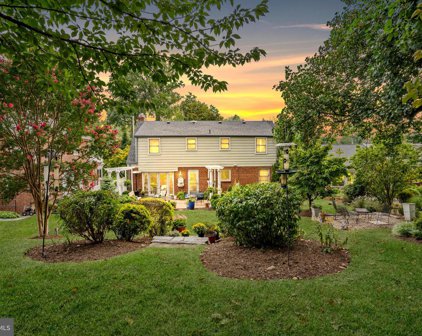 1417 Leegate Rd Nw, Washington