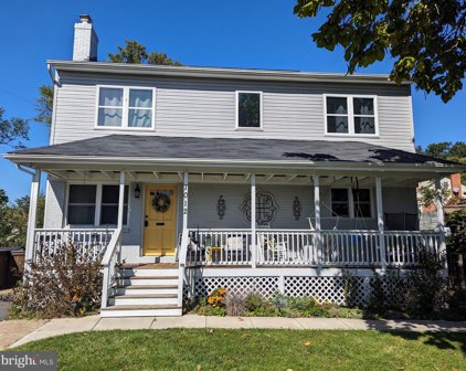 7012 Hickory Hill Rd, Falls Church