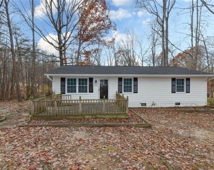 8301 Mapleway Lane, Greensboro