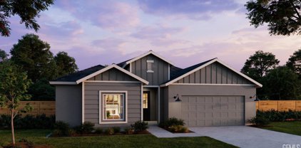 8323 Avon St, Bakersfield