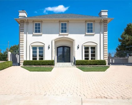 6304 Glenbrook Court, Oklahoma City