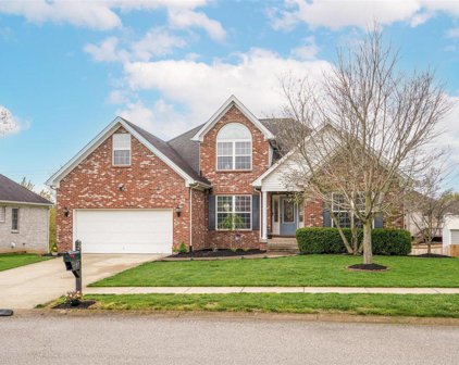 137 Blossom Cir, Shelbyville