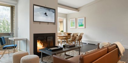 292 E Meadow Drive 679, Vail