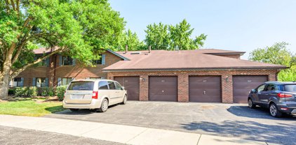 1835 Portsmouth Drive Unit #9C, Lisle