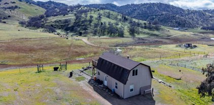 20094 Panoche RD, Paicines