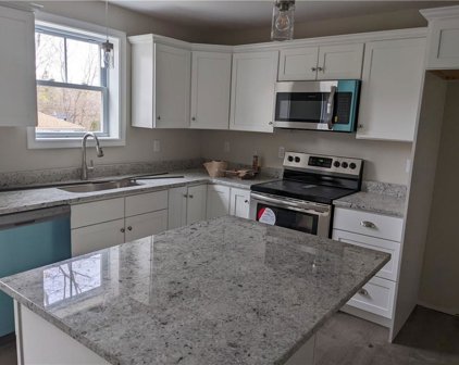 5 Hill  Street Unit a, Smithfield