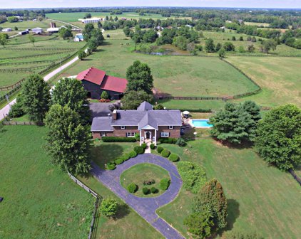 1636 Christianburg Rd, Shelbyville