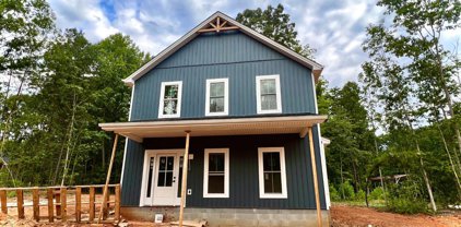 8 Mimosa Lane, Rustburg