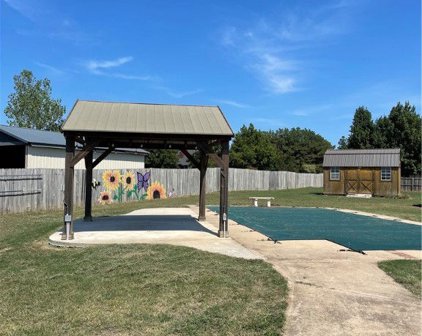 4054 Twelve Oaks Drive, Harrah